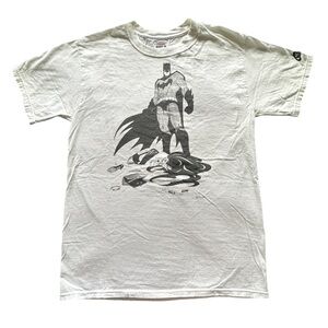 Batman Black and White #4 by Amanda Conner T-Shirt Size Medium